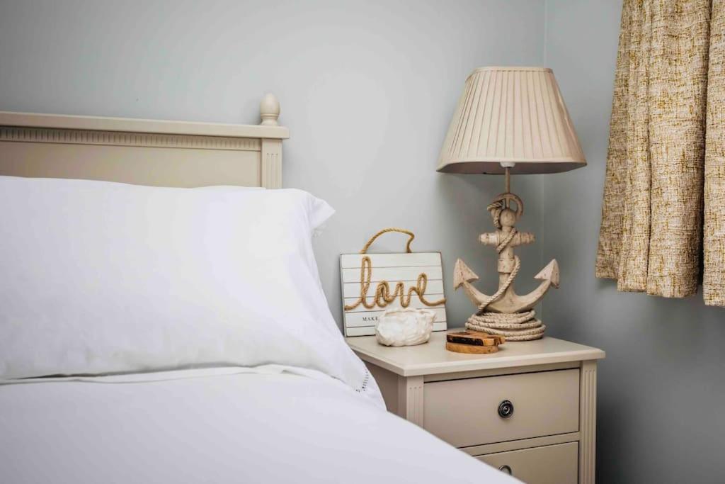 Ferienhaus Lilliput Hideaway 5 Mins From Sandbanks *